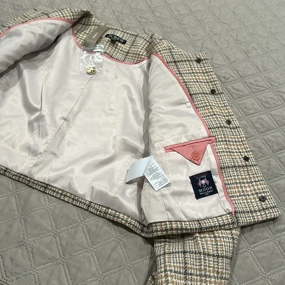 J.Crew Louisa lady jacket in plaid English wool. - Picture 11 of 12